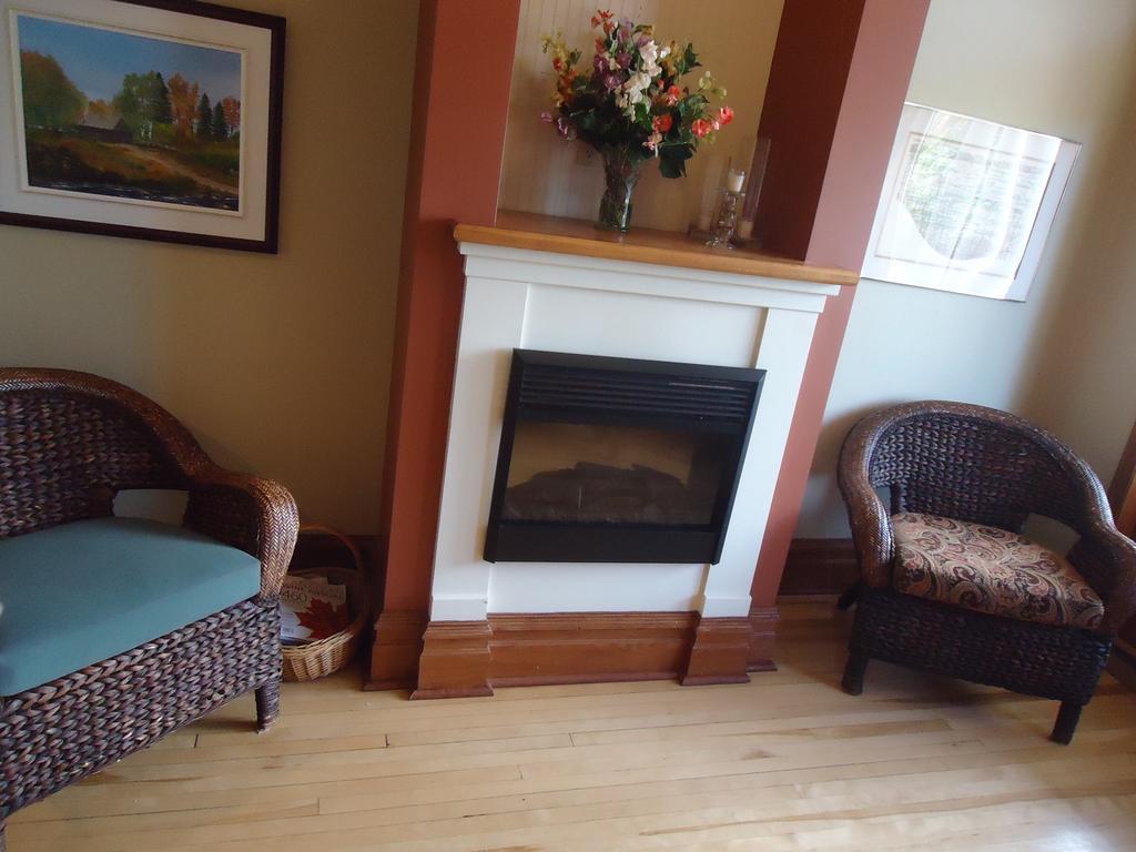 Maison Tait House Hotel Shediac Esterno foto