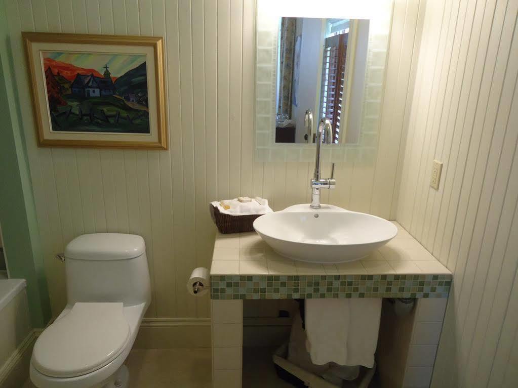 Maison Tait House Hotel Shediac Esterno foto