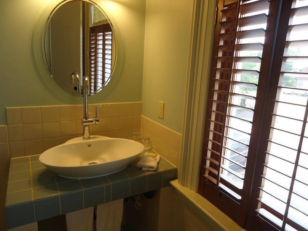 Maison Tait House Hotel Shediac Esterno foto