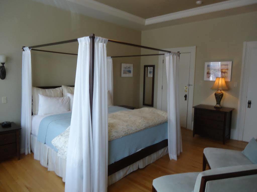 Maison Tait House Hotel Shediac Esterno foto
